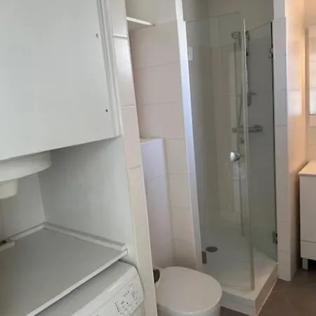 1 Bedroom Next To The Beach And Port Vauban * Antibes